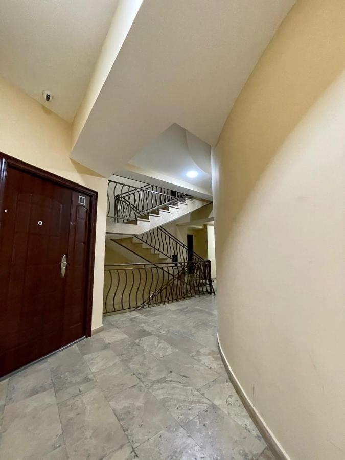 Armenak Apartment No 8, Abovyan Street يريفان المظهر الخارجي الصورة